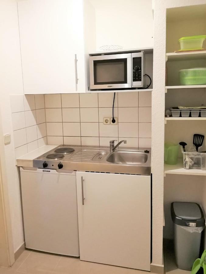 Quiet City-Apt, 4Min City-Center, 18Min Fair Nuernberg!!! ภายนอก รูปภาพ